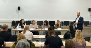 Над 60 българи в Барселона бяха консултирани по пенсионни и трудови въпроси