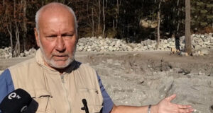 Проф. Николай Овчаров.