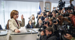 Референдумът и президентските избори в Молдова