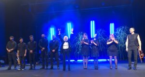 С аплодисменти публиката във Враца два пъти върна Лили Иванова на сцената