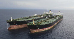 САЩ разшириха санкциите срещу "призрачния флот" на Иран от петролни танкери