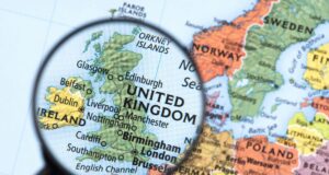 Твърде много лоши новини и скандали: британското правителство на лейбъристите вече има сериозни проблеми