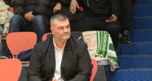 "Страшно съм доволен от защитата, въпреки че имаме още какво да работим", каза треньорът на Черно море Тича Васил Евтимов