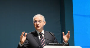 АЗЕРТАДЖ: Туристическият сектор също се влияе от въздействието на климатичните промени, заяви председателят на КОП29 Мухтар Бабаев