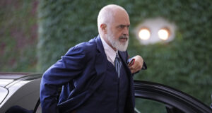 Албания се стреми да влезе в Европейския съюз през 2030 г., заяви премиерът Еди Рама