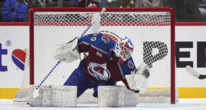 Александър Георгиев помогна за победа на Колорадо с дузпи в НХЛ