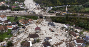 Близо два месеца след наводненията в Босна, започна ремонтът на жп линията в община Ябланица