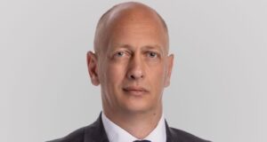 Бой в парламента: Кой е нареченият от Манол Пейков „смотльо“?