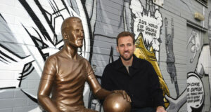 В Лондон бе открита статуя, посветена на Хари Кейн