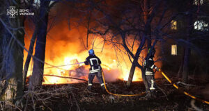 Двама души са убити при руски удари в североизточната част на Украйна