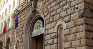 Допълнителни трансфери за общините за компенсиране на родители на деца, неприети в държавни или общински детски градини, предстои да разгледа кабинетът