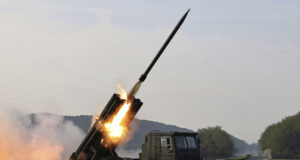 Изстреляни от Русия севернокорейски ракети са съдържали компоненти, произведени в САЩ и Европа, съобщават Си Ен Ен и Укринформ