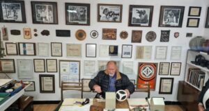 Кинокамерата, с която е сниман „Калин Орелът“, е сред експонатите в музейната колекция „Фотография и кино в Смолян“