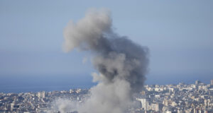 Най-малко 26 души загинаха днес при израелски удари в Ливан