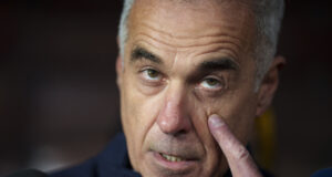 Неочакваният победител на първия тур на президентските избори в Румъния Калин Джорджеску заяви, че успехът му не се дължи на тролове