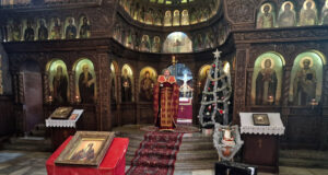 Ние, които работим на Божията нива, най-много трябва да имаме светлина в душата си, каза пред енориаши ставрофорен иконом Славчо Проданов