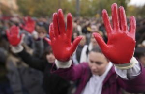 Нов протест в Нови Сад заради инцидента на жп гарата, при който загинаха 14 души