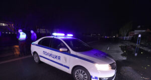 Няколко души са пострадали при катастрофа между два леки автомобила при Нови хан