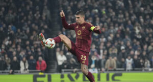 ОБНОВЕНА Тотнъм и Рома не излъчиха победител, успехи за Манчестър Юнайтед, Реал Сосиедад и Фенербахче в Лига Европа