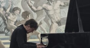 Пианистът проф. Людмил Ангелов представи клавирен рецитал в Добрич