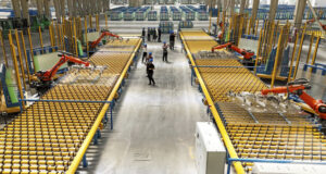 Полското промишлено производство се възстановява през октомври, а цените се понижават допълнително