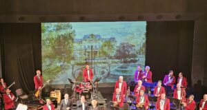 Популярни джаз стандарти и нови импровизации бяха изпълнени във втората вечер на джаз фестивала в Русе