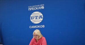 Представяне на сп. ЛИК – "Синелибри на 10"
                                                                                                Фестивалът „Синелибри“ е свързан със стойностни литературни произведени, каза дългогодишният журналист Людмила Цветкова