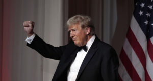 Търсенето на нов министър на финансите от страна на Доналд Тръмп се разширява, твърдят информирани източници