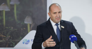 Румен Радев: Катастрофалните природни бедствия напомнят по злощастен начин, че светът трябва да се адаптира към променящия се климат
