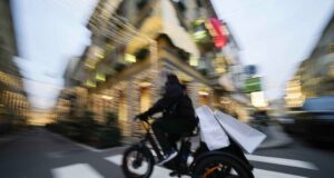 Спад на доверието сред италианските потребители и бизнес средите през ноември