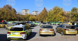 Таксиметровите шофьори постигнаха споразумение с две компании за по-ниски ставки на застраховката 