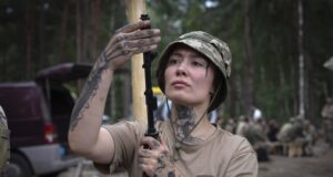 Украйна твърди, че е ударила руски кораби в Каспийско море