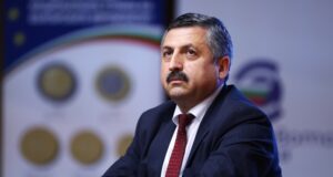 Ще са необходими 520 тона евробанкноти за паричното обращение в България след влизане в еврозоната, посочи главният касиер на БНБ Стефан Цветков