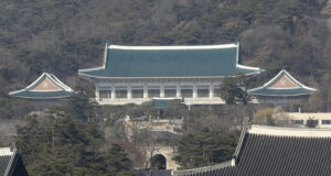 Администрацията на южнокорейския президент заяви, че военното положение не е било в нарушение на Конституцията