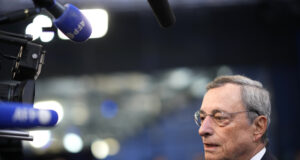 Бившият италиански премиер Драги вижда лидерски вакуум в Европа