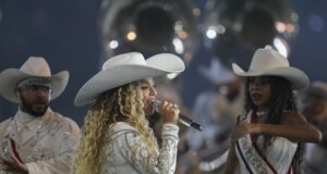 Бионсе бе звездата на шоуто, с което НФЛ дебютира на платформата Нетфликс