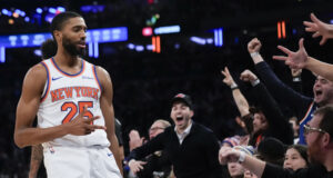 Бриджис записа личен рекорд с 41 точки и Ню Йорк Никс преодоля голям мач на Уембаняма за победа в коледната програма на НБА