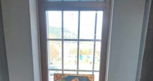 В три сливенски храма се предлагат ръчно изработени картички и играчки от благотворителна инициатива на митрополията