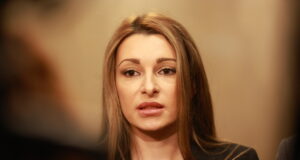 Все още не са определени дата и час за срещата с ГЕРБ-СДС, от ИТН ще се отзовем, когато ни поканят официално, каза Павела Митова