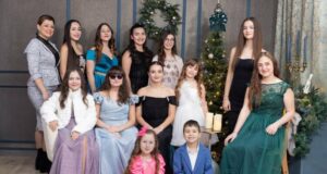 Възпитаници на музикална школа „Ню войсис“ в Търговище записаха нова коледна песен