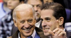 Джо и Хънтър Байдън