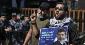 Египетски съд остави “Мюсюлмански братя” в списъка на терористичните организации за още пет години