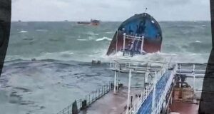 петролен танкер