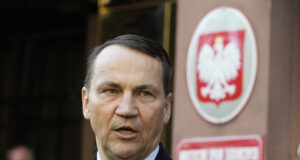 Лавров дойде на срещата на ОССЕ в Малта, за да лъже, каза полският външен министър