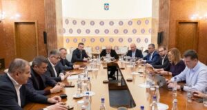 Лидерите на проевропейските партии в Румъния се договориха за общо управление. Те искат да подкрепят и общ кандидат на президентските избори