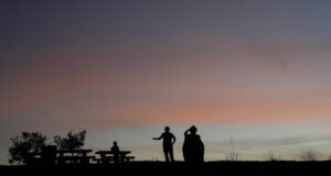 Над 100 удара са били нанесени от Израел вчера по военни обекти на силите на Асад, съобщи неправителствена организация