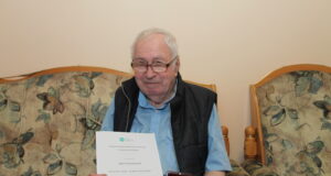 Национален дарителски фонд "13 века България" удостои с почетен знак художника Иван Кънев