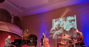 Не разказвам сюжета на филма „Плът“, оставям на вас с музиката да си го представите, каза пред великотърновската публика Живко Петров