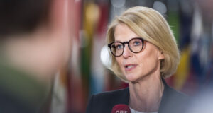 Ниската производителност безпокои повече от евентуалното въвеждане на мита от администрацията на Тръмп, заяви шведският министър председател