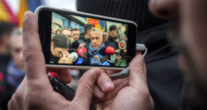 ОБЗОР
                                                                                                Румънските власти разследват инфлуенсъри и лица от обкръжението на бившия кандидат за президент Калин Джорджеску